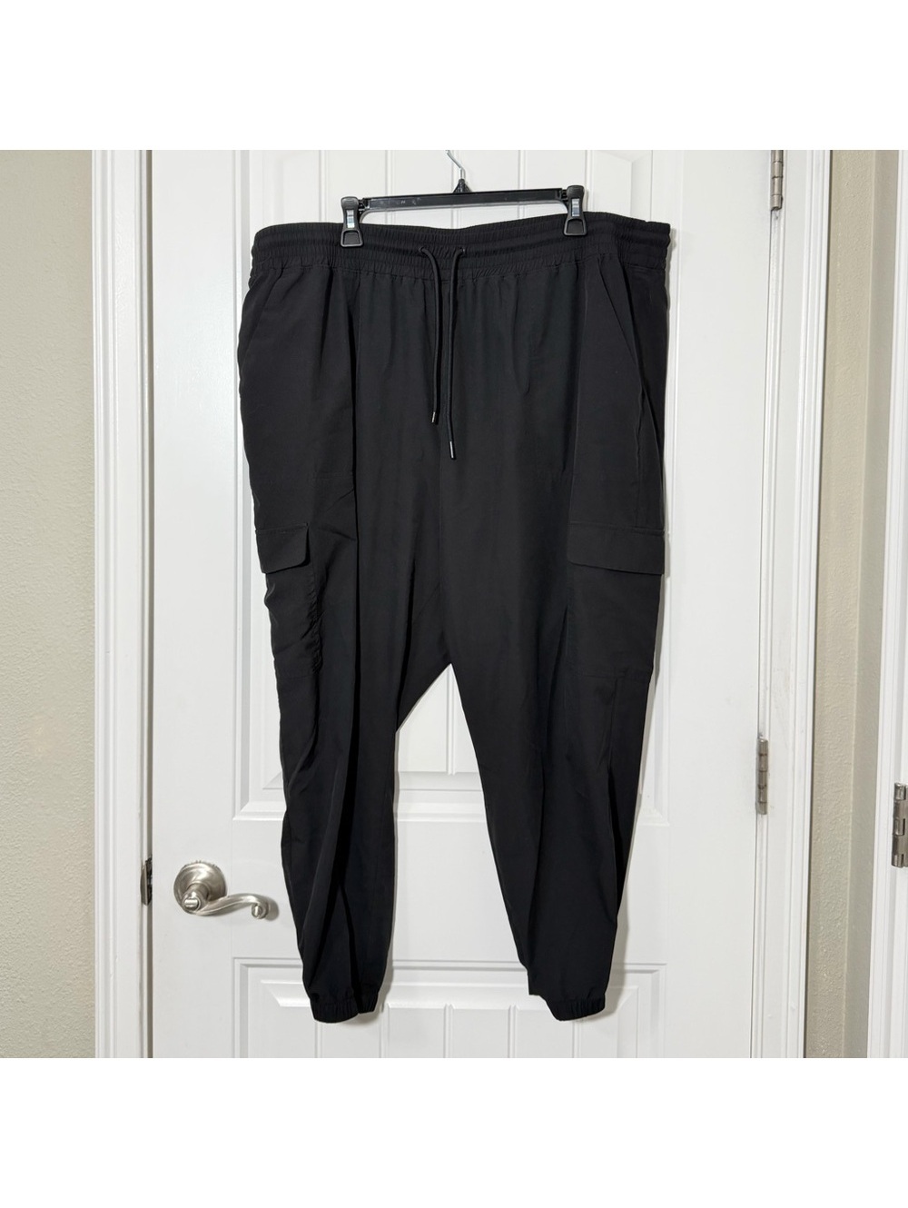 Old Navy XXL Black Cargo Joggers